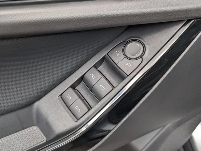 New 2027 Sterling Gray Metallic Chevrolet LT image 13