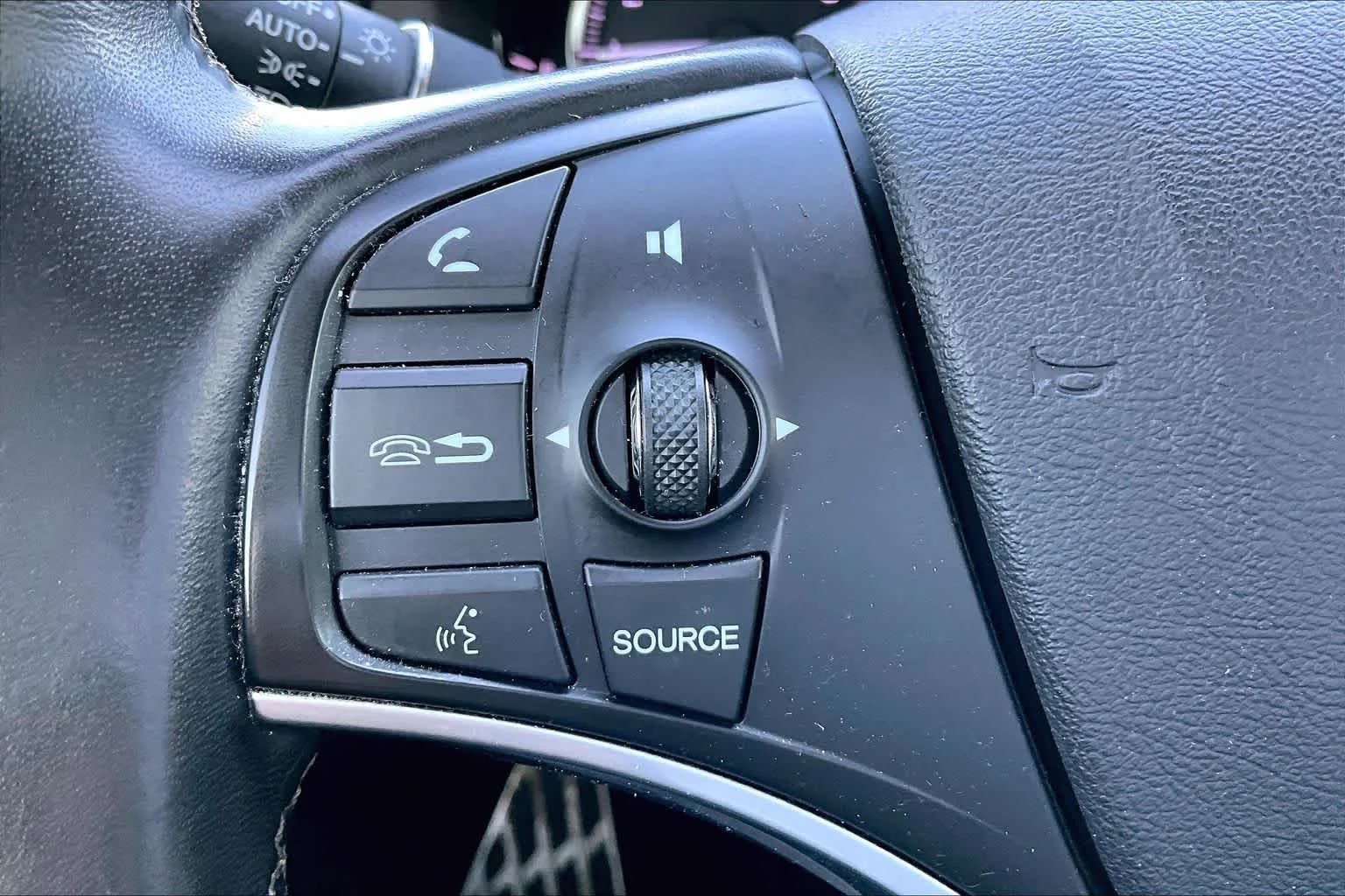 Used 2019 Modern Steel Metallic Acura Sport-Hybrid SH-AWD with Technology Package image 20