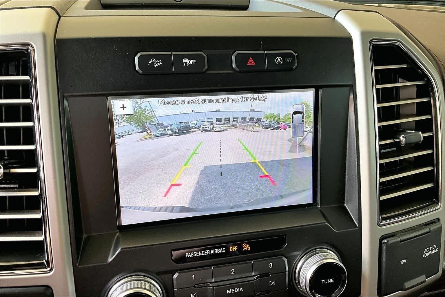 Used 2018 White Platinum Metallic Tri-Coat Ford King Ranch image 29