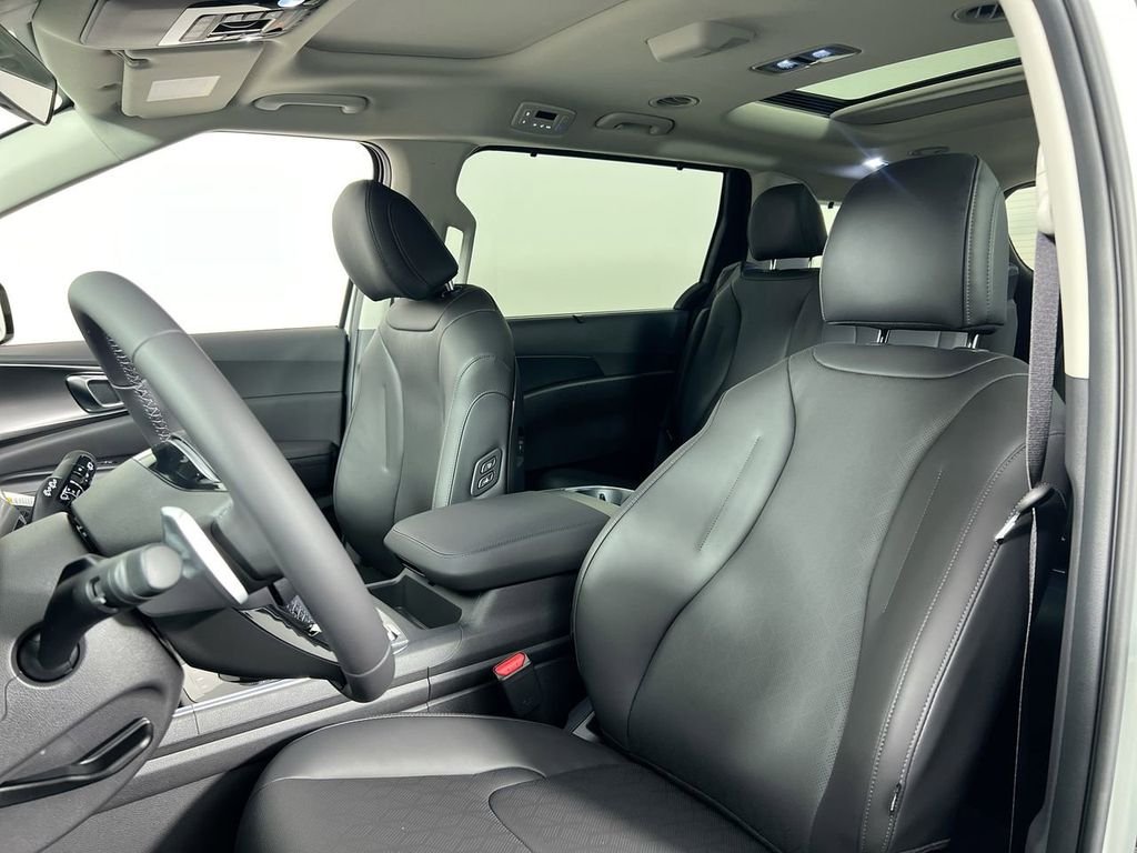 New 2026 Ivory Silver Kia SX Prestige image 14