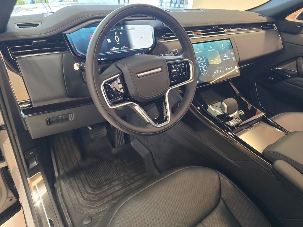 New 2026 Borasco Grey Land Rover se image 35