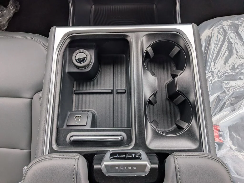 New 2026 Agate Black Metallic Ford MAX Active image 20