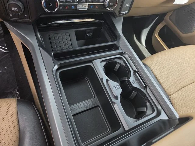 New 2026 Glacier Gray Metallic Tri-Coat Ford F-250® Lariat® image 9