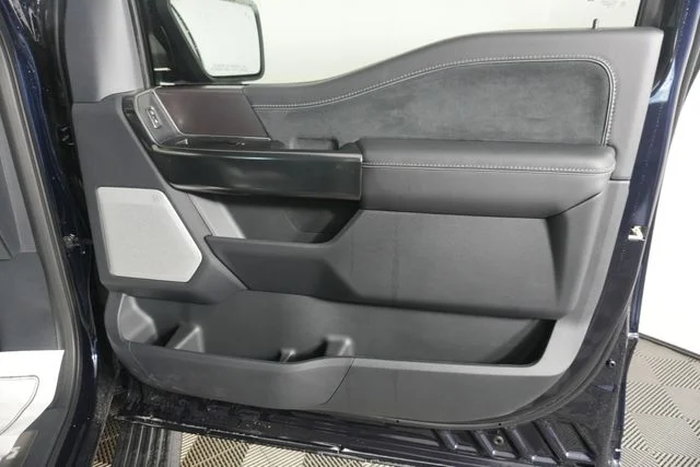 New 2026 Antimatter Blue Metallic Ford Platinum® image 40