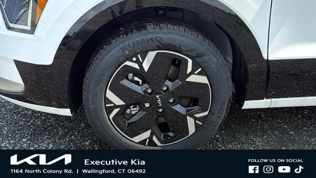 New 2026 White Kia Wind image 8