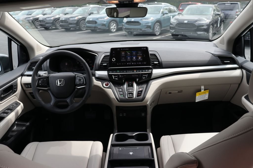 New 2026 Platinum White Pearl Honda EX-L image 18