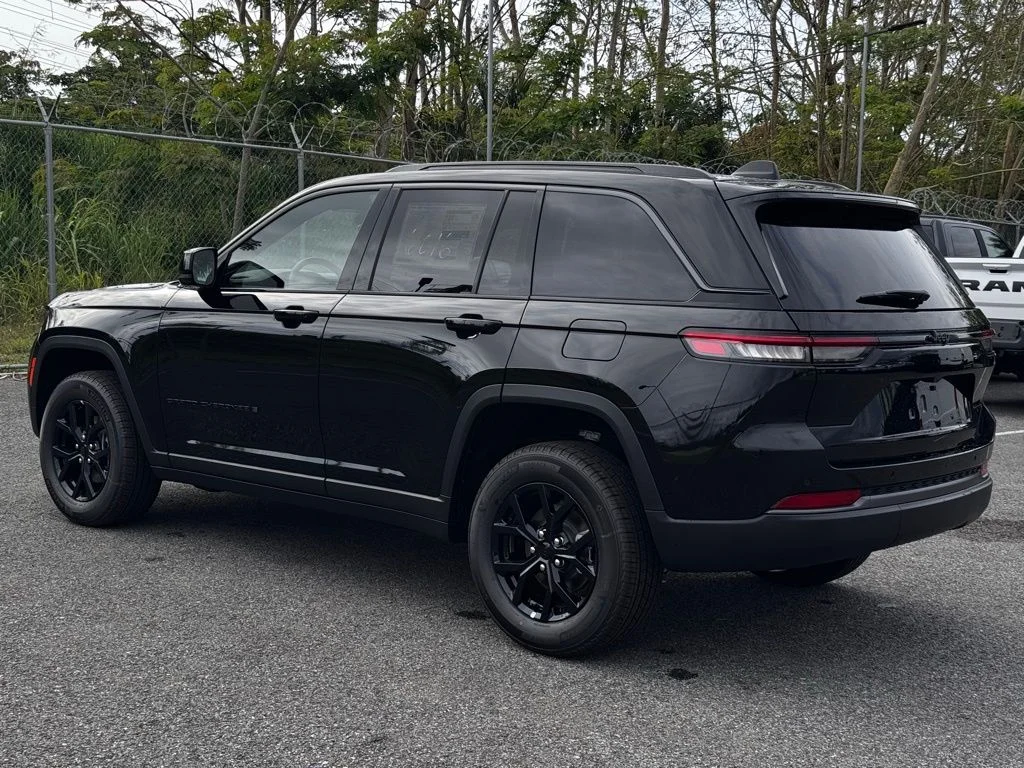 New 2026 Black Jeep Altitude image 9