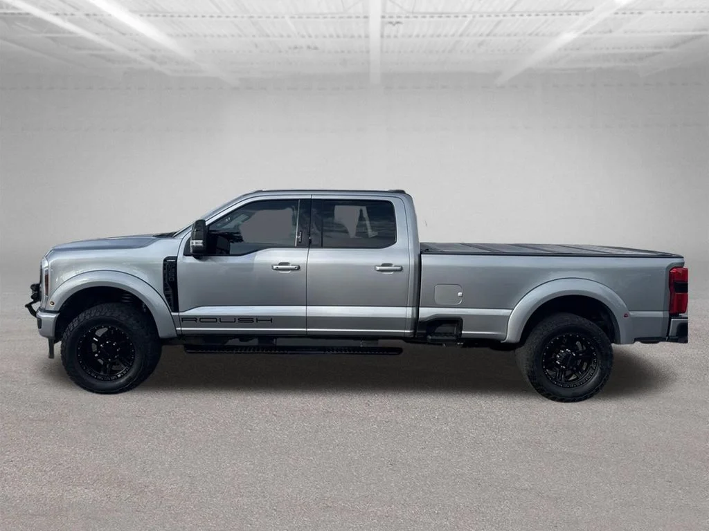 Used 2024 Silver Metallic Ford Lariat image 19