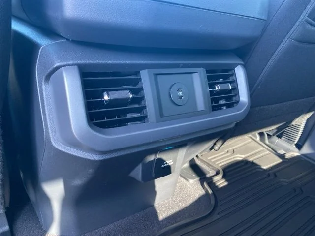 New 2026 Avalanche Ford XLT image 34