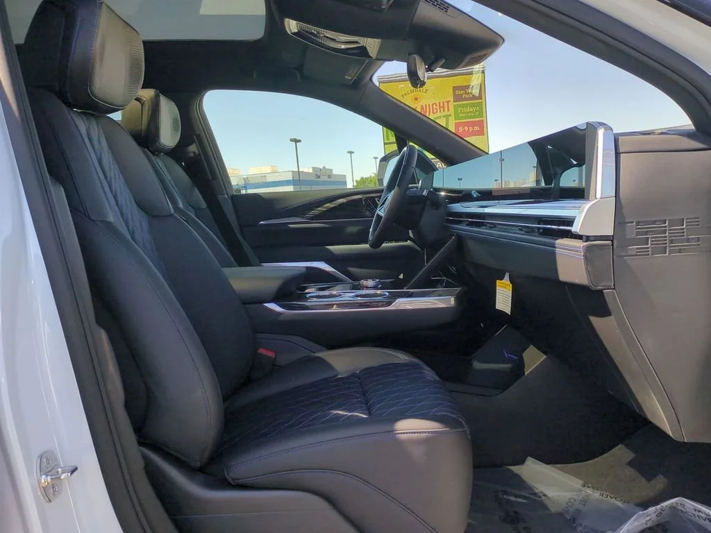 2026 Cadillac Escalade IQL Sport - Photo 35
