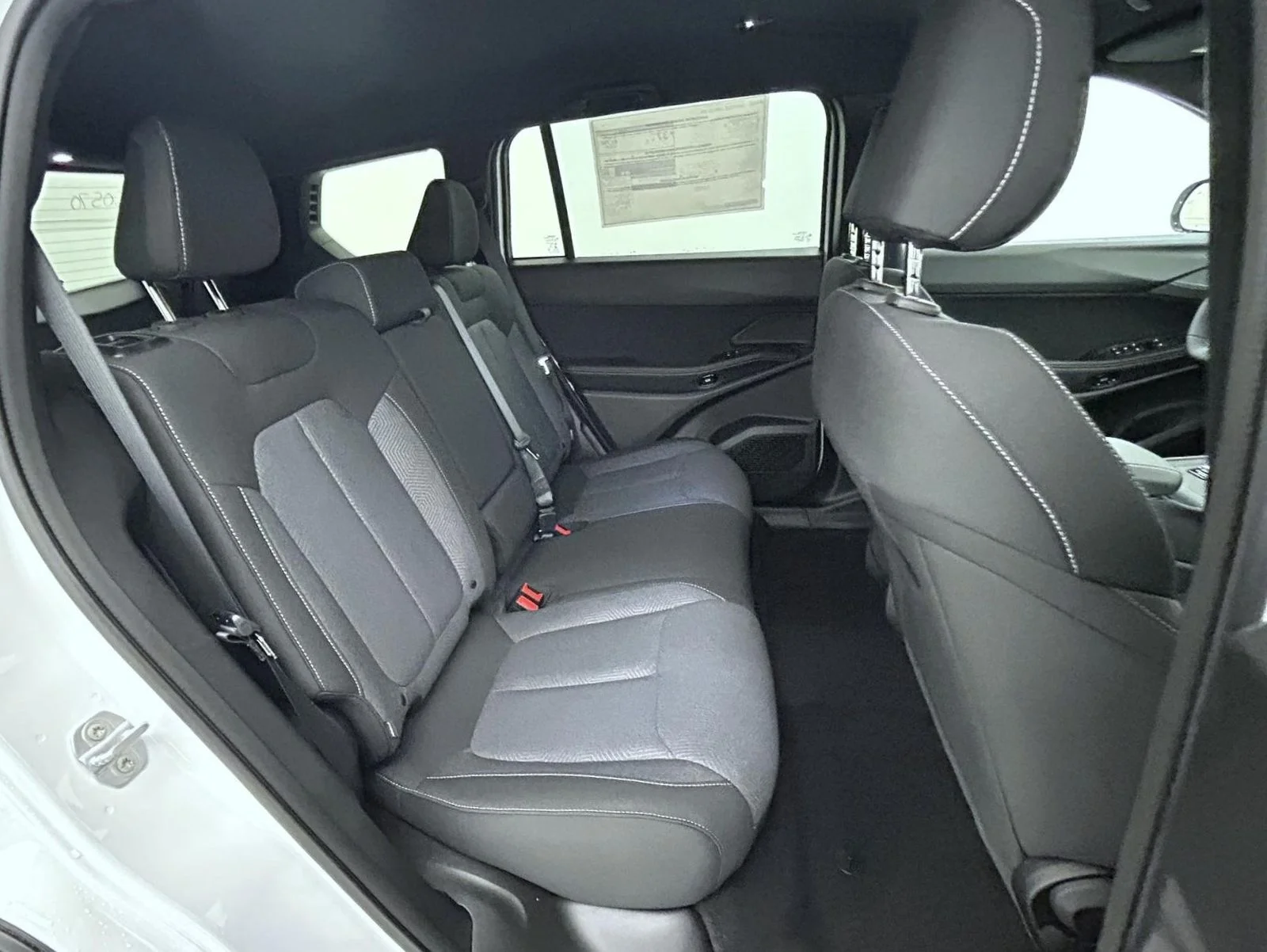 New 2026 White Jeep Laredo image 18