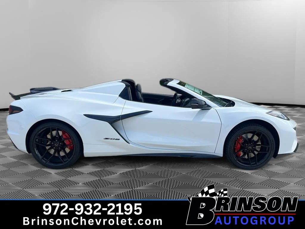 New 2027 Arctic White Chevrolet 3LZ image 4