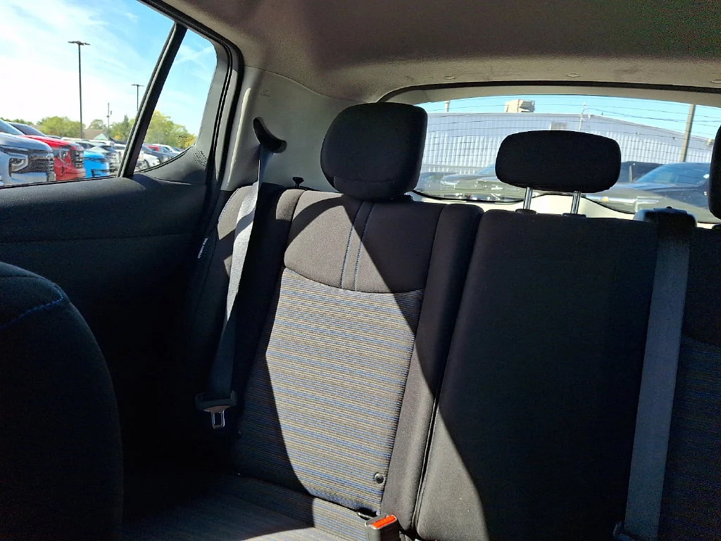 Used 2023 Blue Nissan SV Plus image 18