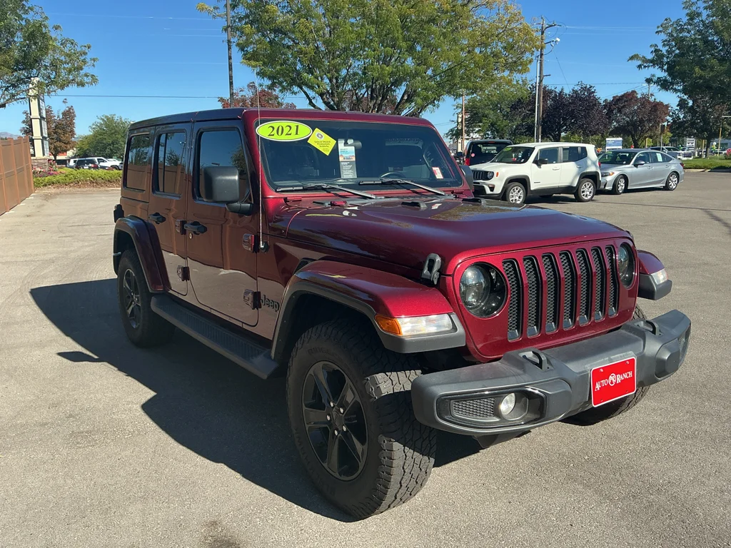 Used 2021 Snazzberry Pearl Jeep Unlimited Altitude image 3
