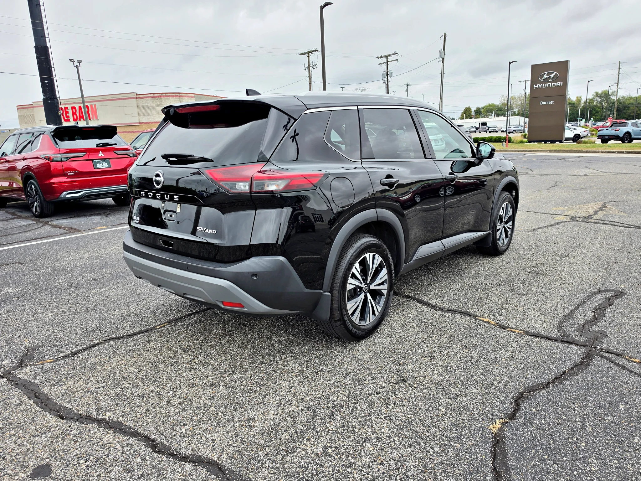 Used 2021 Super Black Nissan SV image 6
