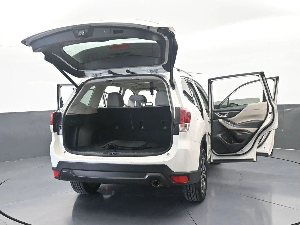 Used 2022 Crystal White Pearl Subaru Limited image 73