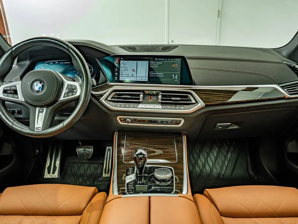 Used 2023 Phytonic Blue Metallic BMW M50i image 30