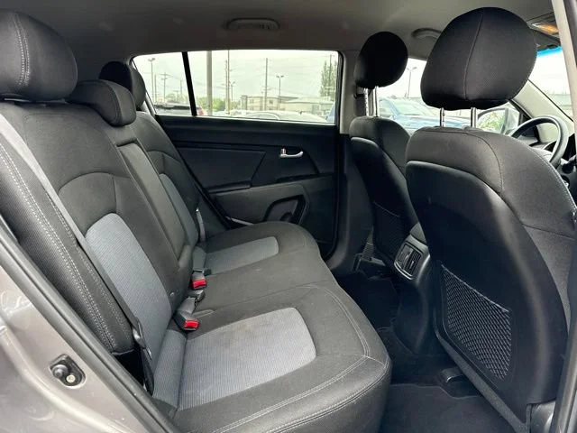 Used 2014 Mineral Silver Kia LX image 12