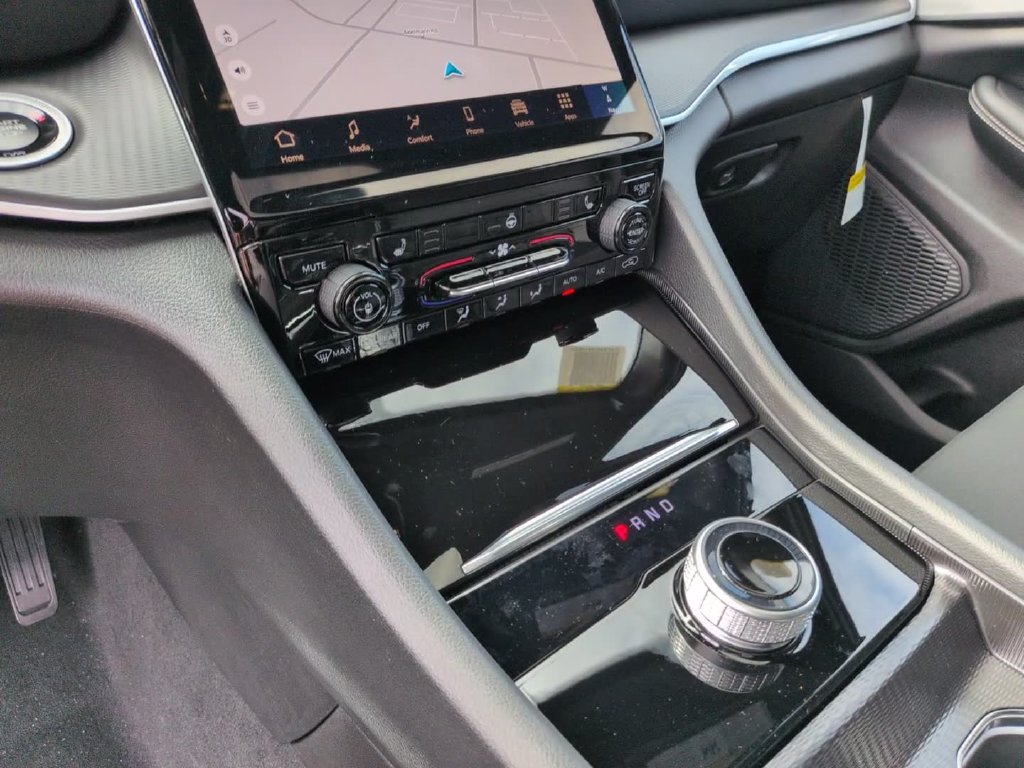 New 2027 Gray Jeep Laredo image 24