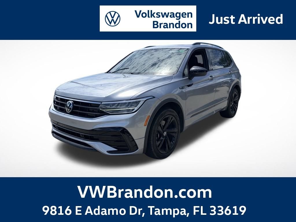 2023 Volkswagen Tiguan SE R-LINE BLACK