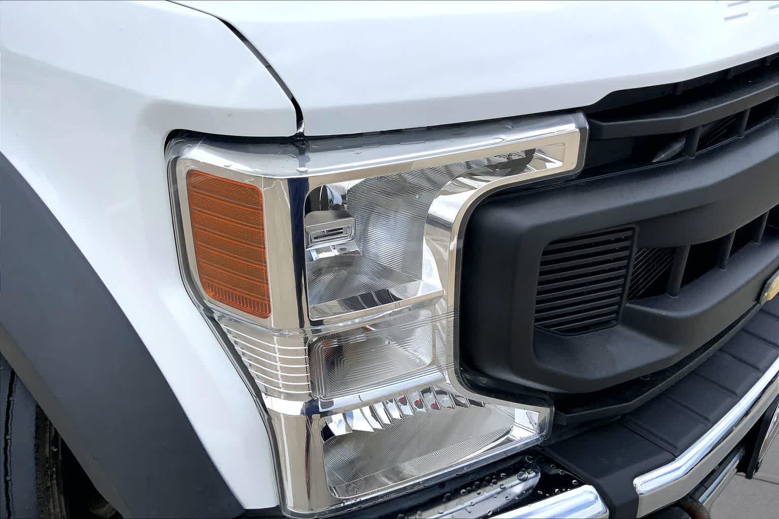 Used 2021 Oxford White Ford XL image 25