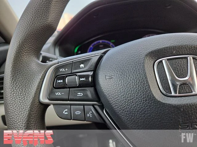 Used 2021 White Honda Base image 15