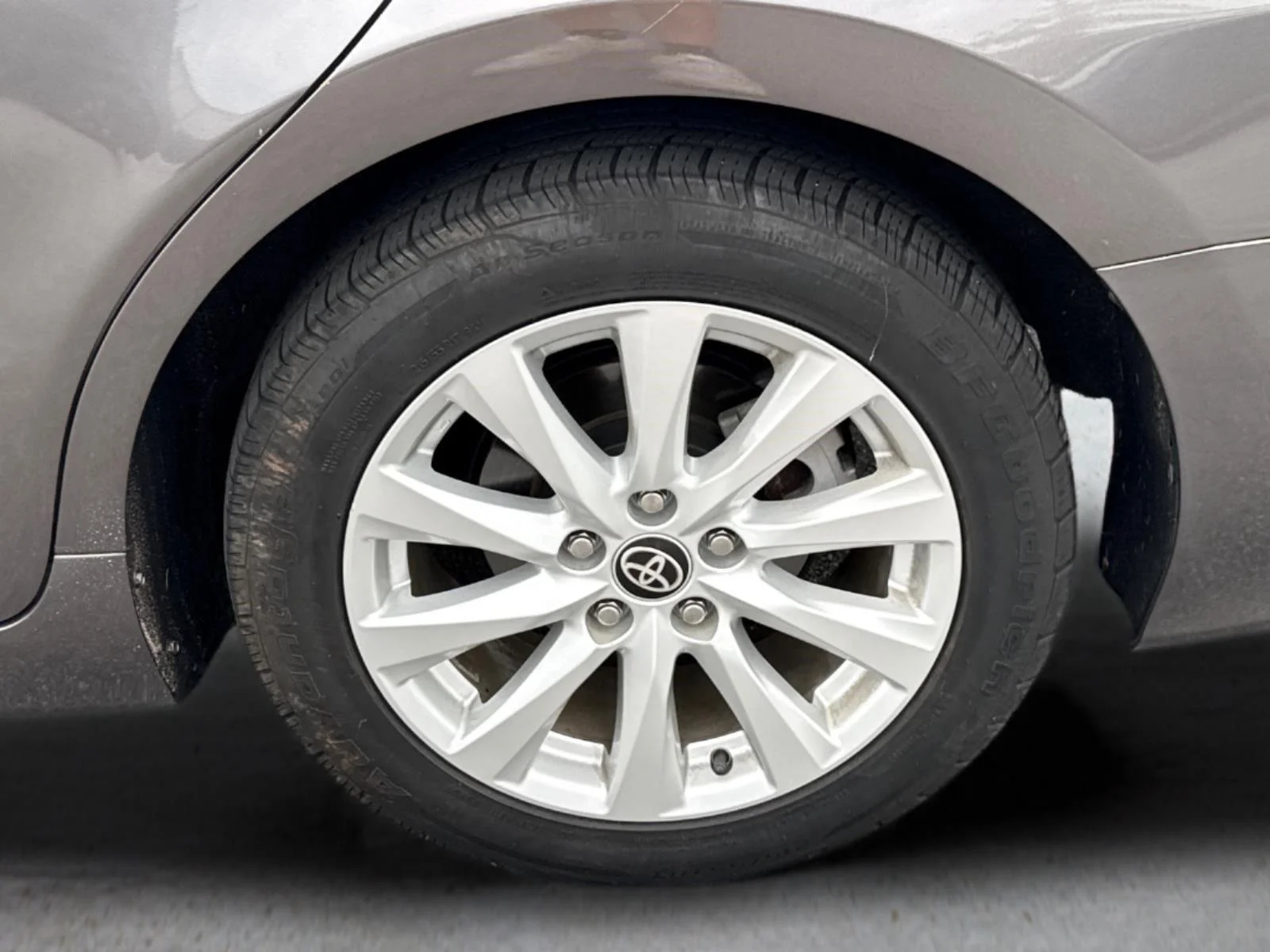 Used 2020 Predawn Gray Mica Toyota LE image 8