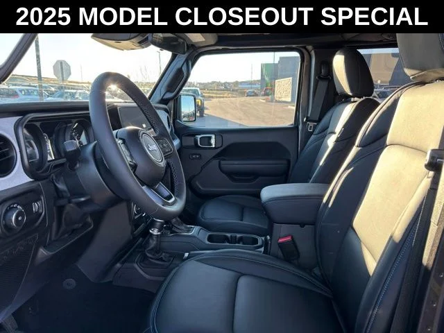 2025 Jeep Wrangler 4-Door Sport S - Photo 10