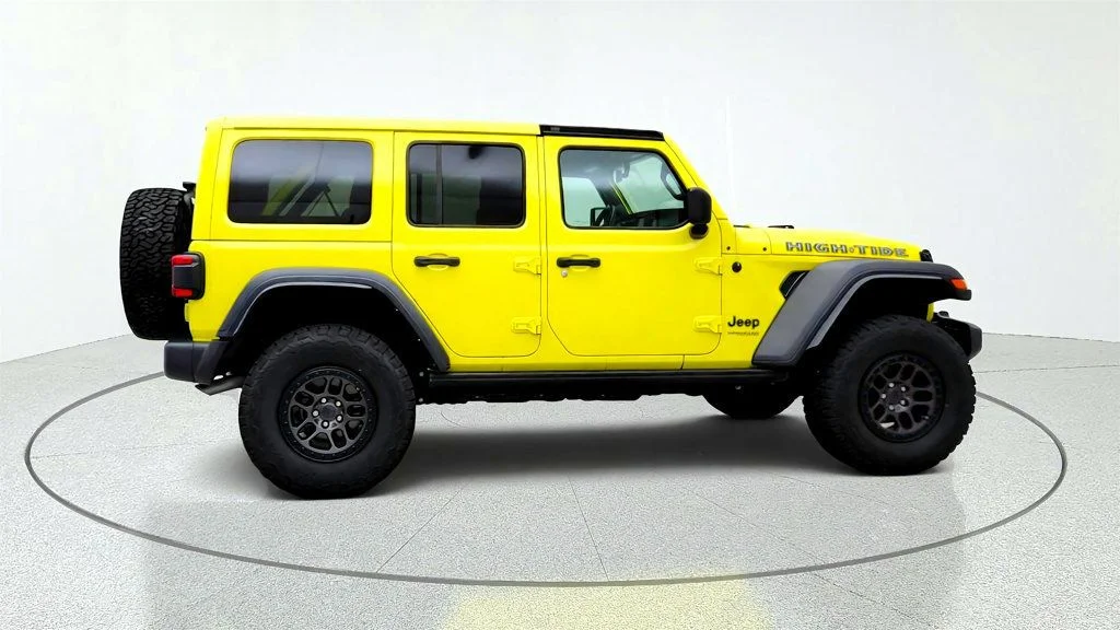 Used 2022 High Velocity Clearcoat Jeep Unlimited High Tide 4x4 image 4