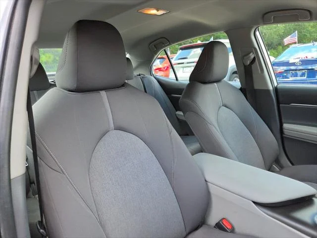 Certified Used 2022 CELESTIAL SILVER METALLIC Toyota  image 15