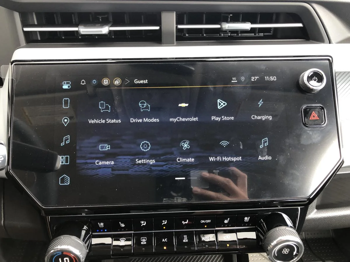 New 2027 Grey Chevrolet Fwd 4dr Lt image 16
