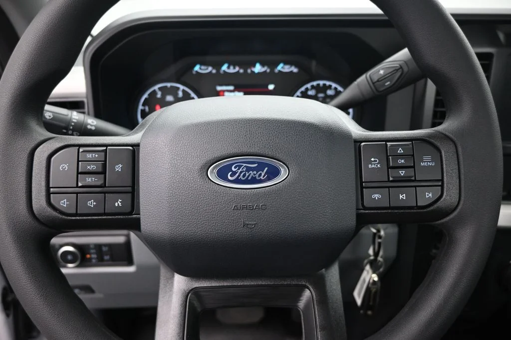 New 2026 Oxford White Ford XL image 10