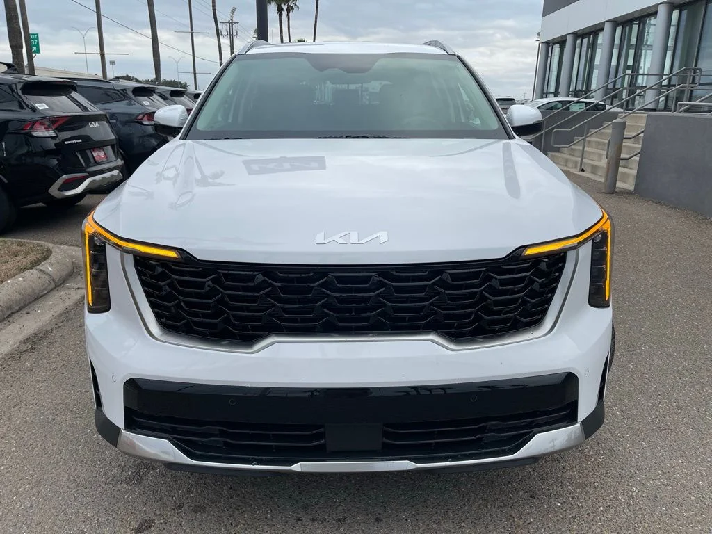 New 2026 White Kia S image 2