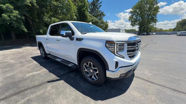 New 2026 Summit White GMC SLT image 36