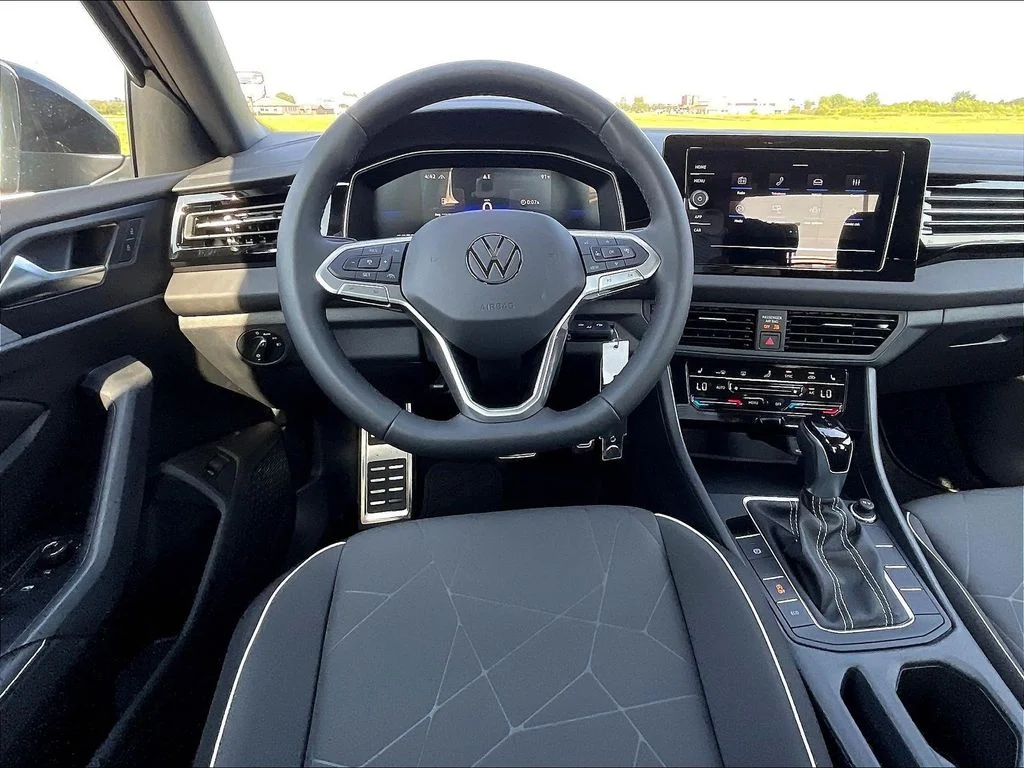New 2026 Black Volkswagen 1.5T Sport image 10