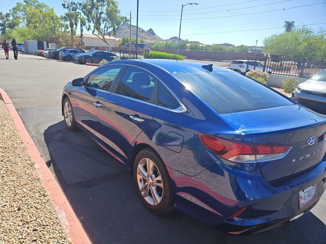 Used 2018 Lakeside Blue Hyundai SEL image 13