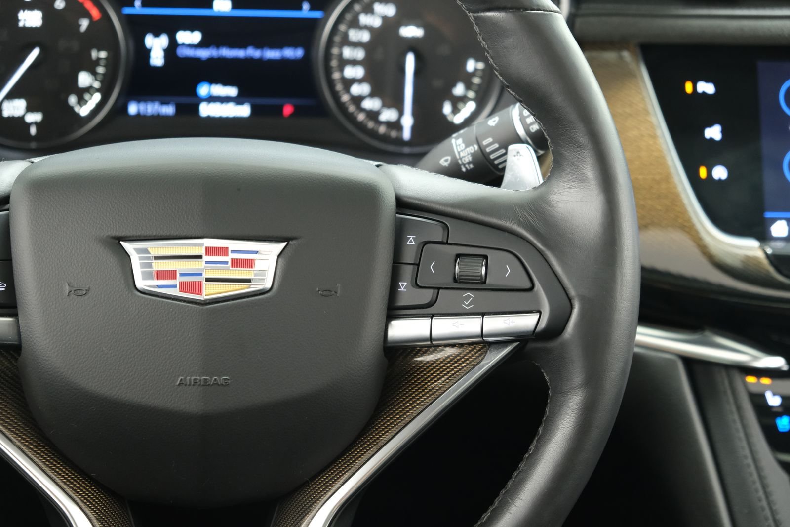 Used 2020 Stellar Black Metallic Cadillac Sport image 13