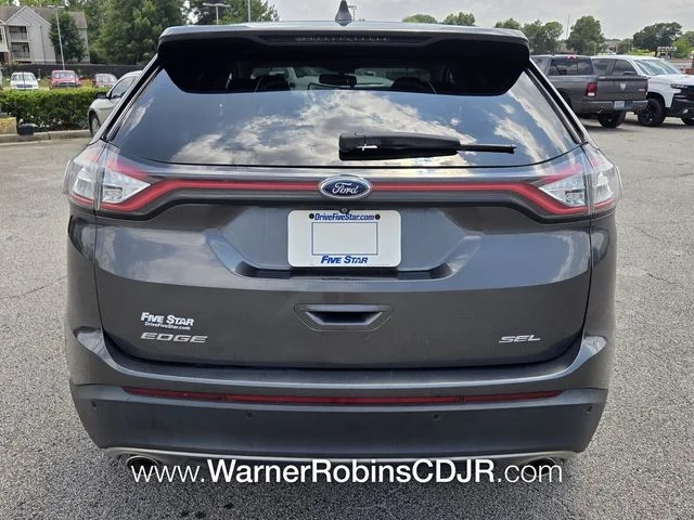 Used 2017 Gray Ford SEL image 11