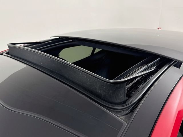 Used 2022 Red Kia GT1 image 38