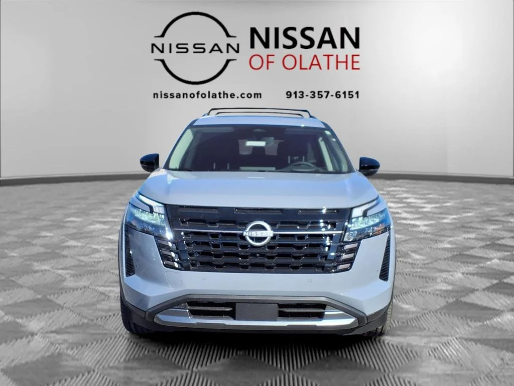 New 2026 Boulder Gray Pearl Nissan Platinum image 35