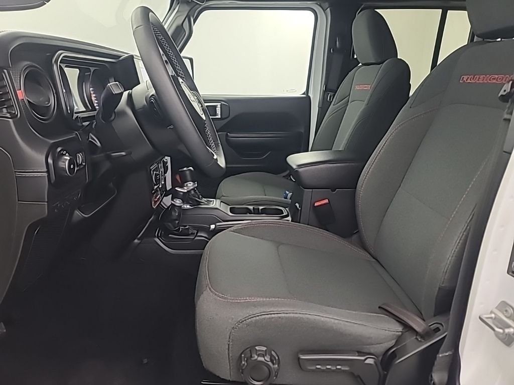 2025 Jeep Wrangler 4-Door Rubicon - Photo 26