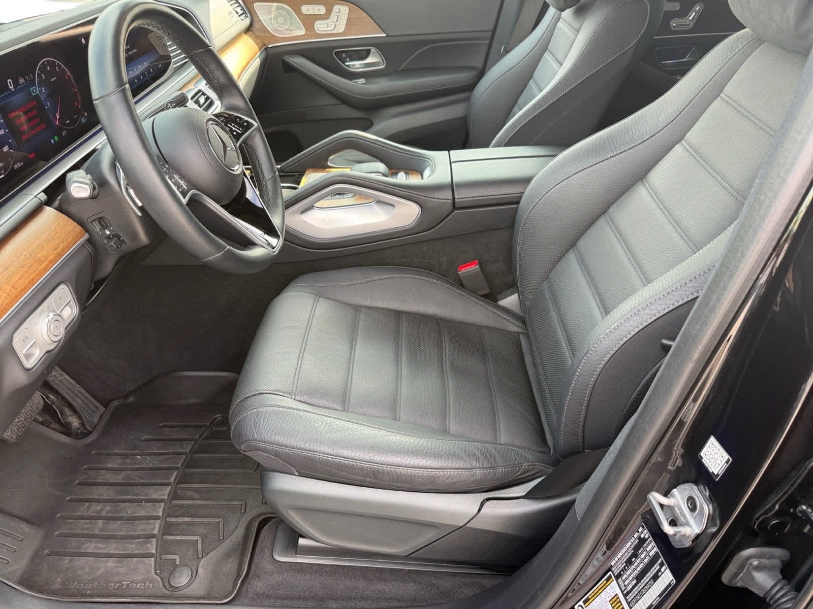 Certified Used 2025 Obsidian Black Metallic Mercedes-Benz GLS 450 image 10