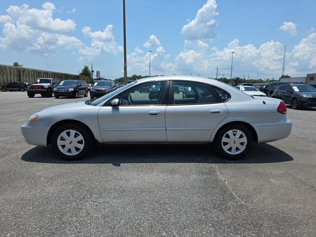 Used 2007 Silver Frost Clearcoat Metallic Ford SEL image 5