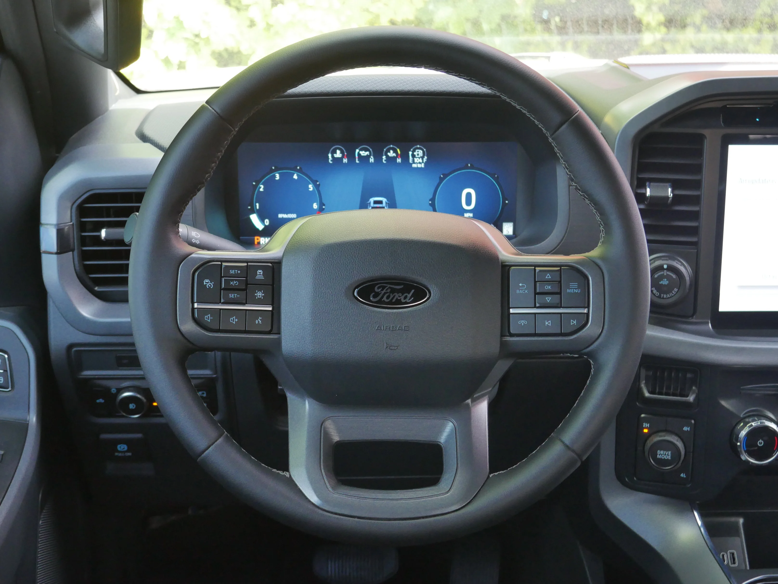 Certified Used 2025 Carbonized Gray Metallic Ford XLT image 6
