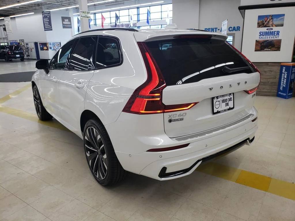 New 2026 Crystal White Volvo Ultra image 6