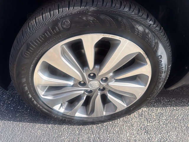 Used 2019 Blue Buick Preferred image 3