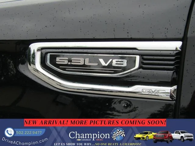 Used 2023 Onyx Black GMC SLT image 11