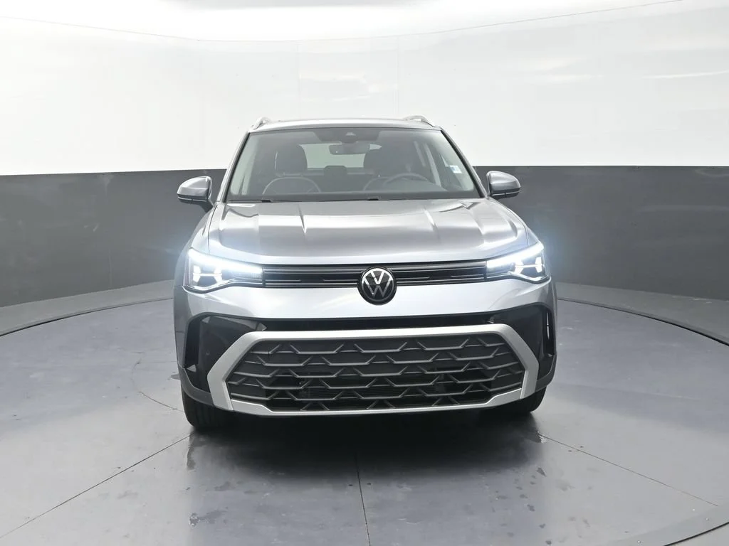 New 2026 Gray Volkswagen 1.5T SE image 2