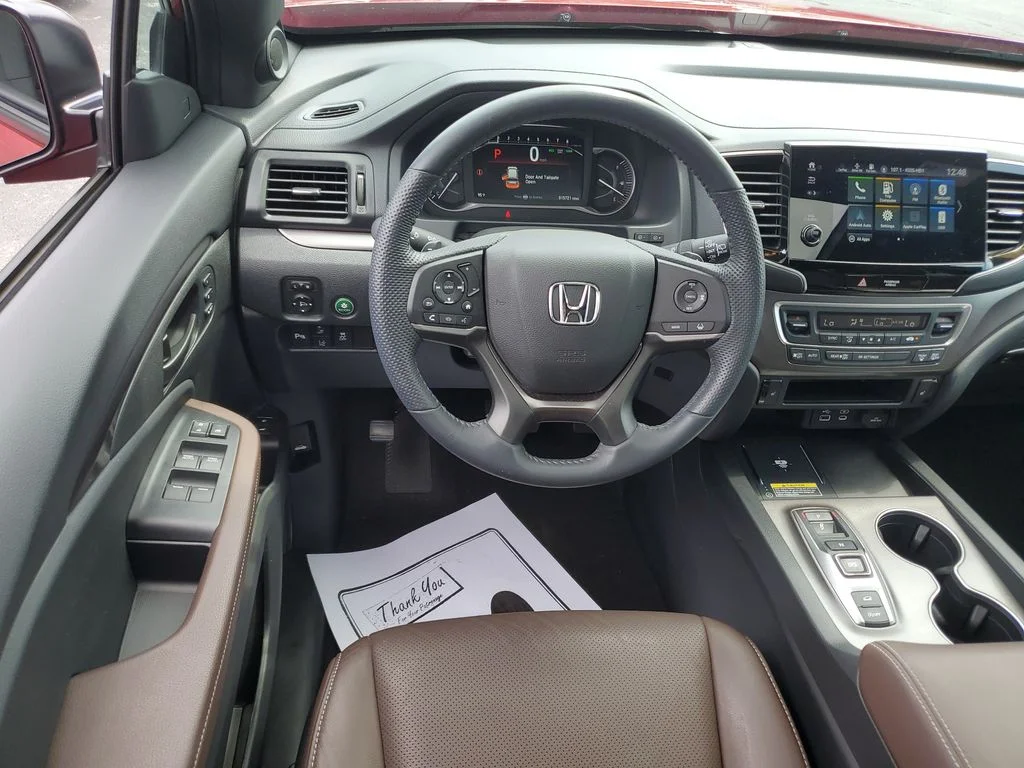 Used 2024  Honda EX-L image 11