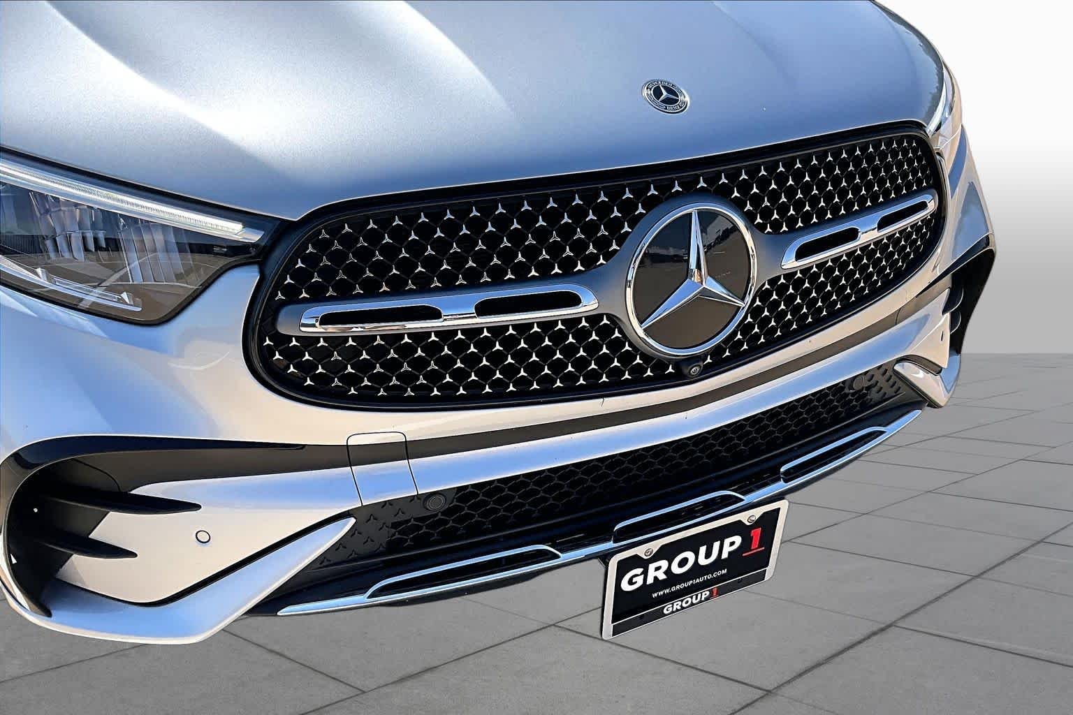 Used 2023 Cirrus Silver Metallic Mercedes-Benz GLC 300 image 30